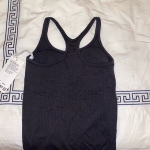 LULULEMON EBB TO STREET TANK